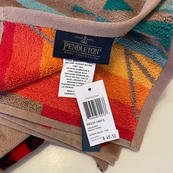 Pendleton Beach Towel - Picture 3 of 3